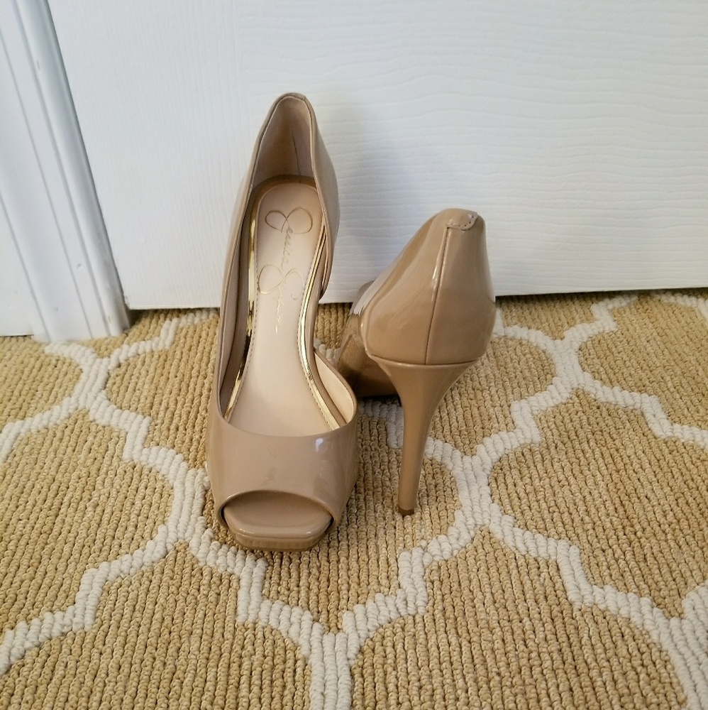Heels - Picture 2 of 2